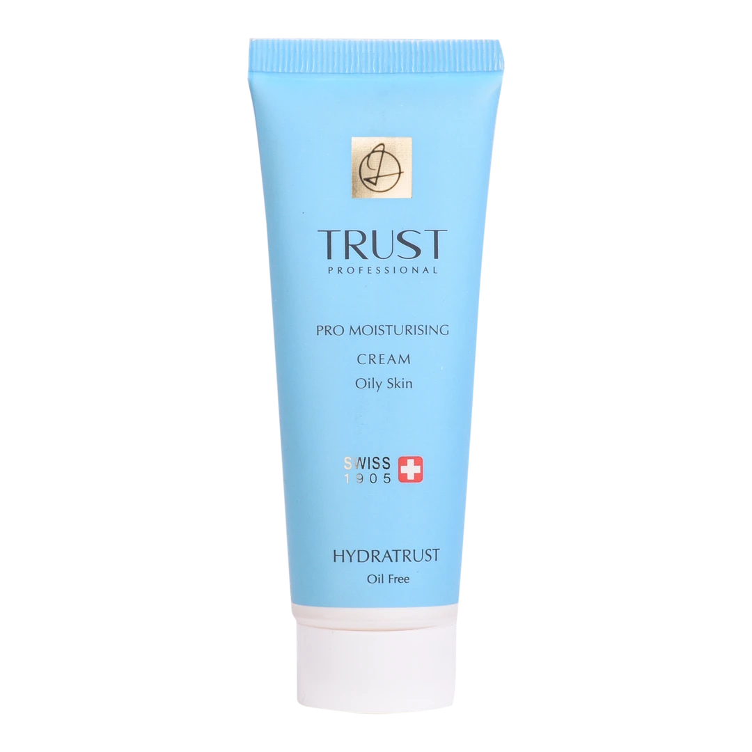 کرم ابرسان پوست چرب